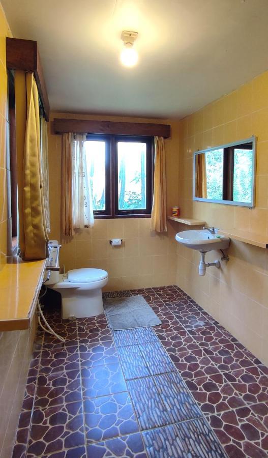 Bara Beach Bungalows Bira Exterior photo