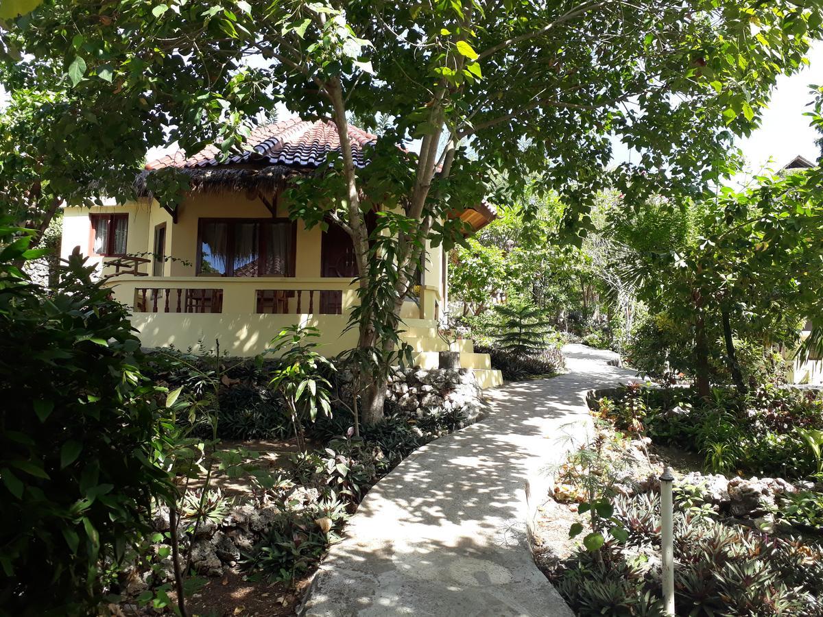 Bara Beach Bungalows Bira Exterior photo